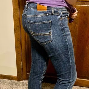 Lucky Brand “Charlie Skinny” Medium Wash Jeans Size 4/27